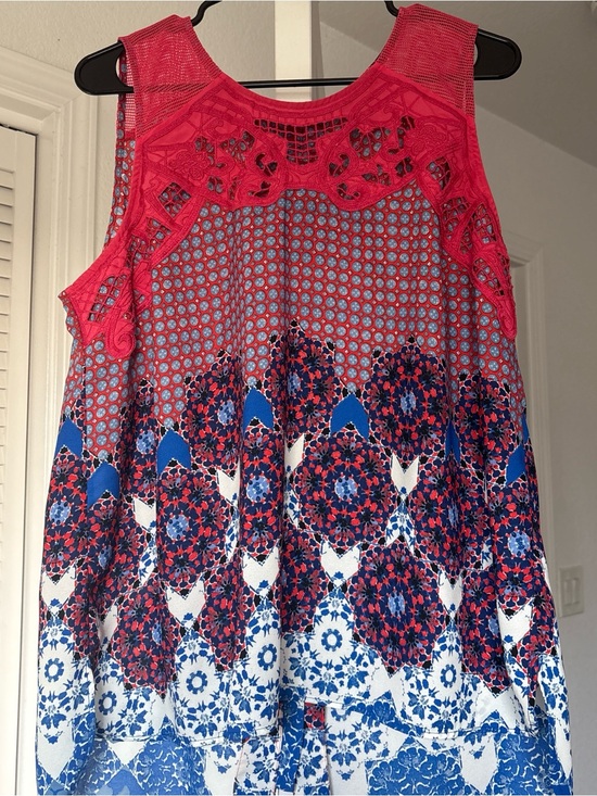 Daniel Rainn Tops - Daniel Rainn Pink Mesh & Blue Floral Sleeveless Tank